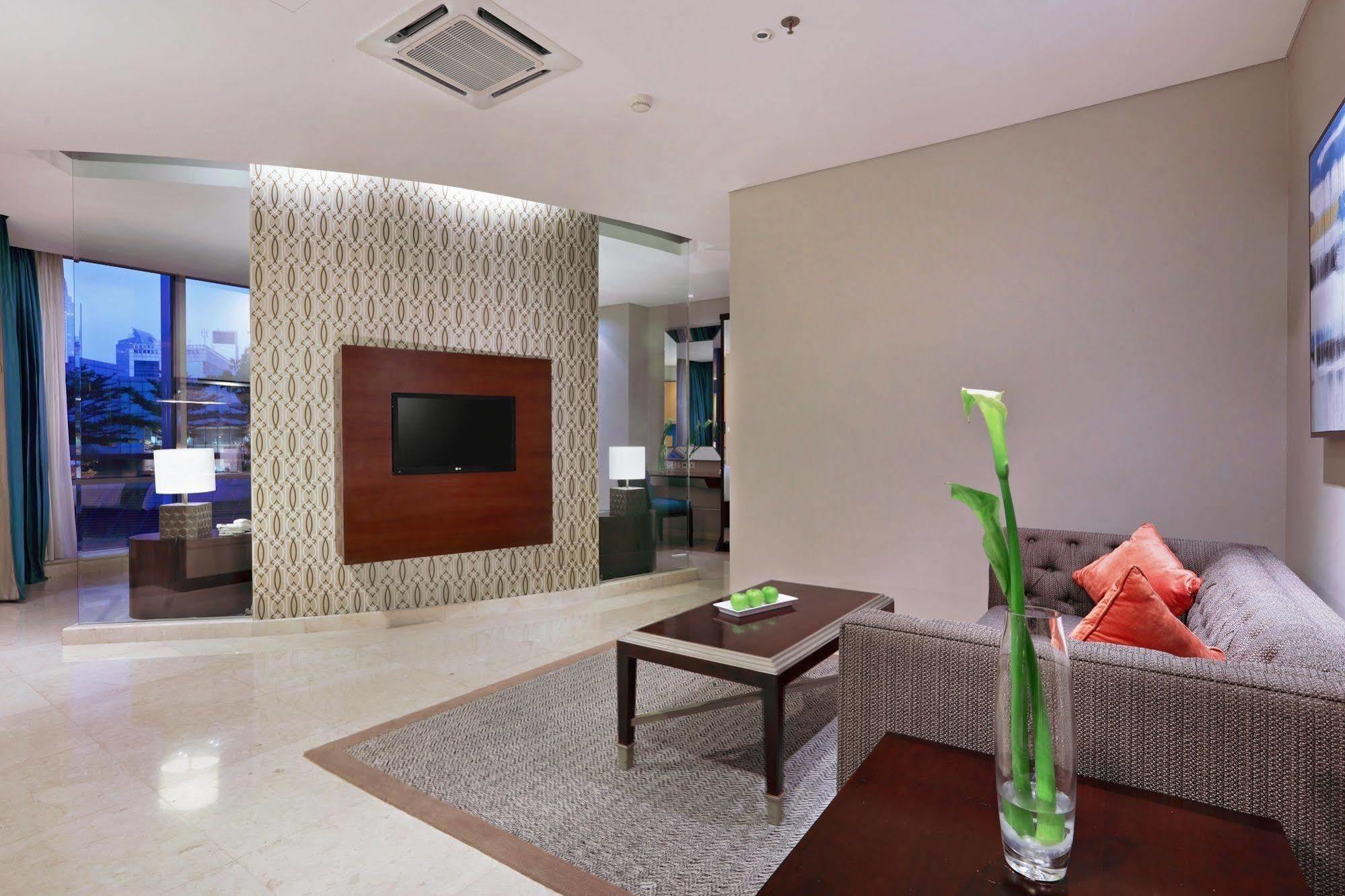 The Grove Suites By Grand Aston Jakarta Kültér fotó